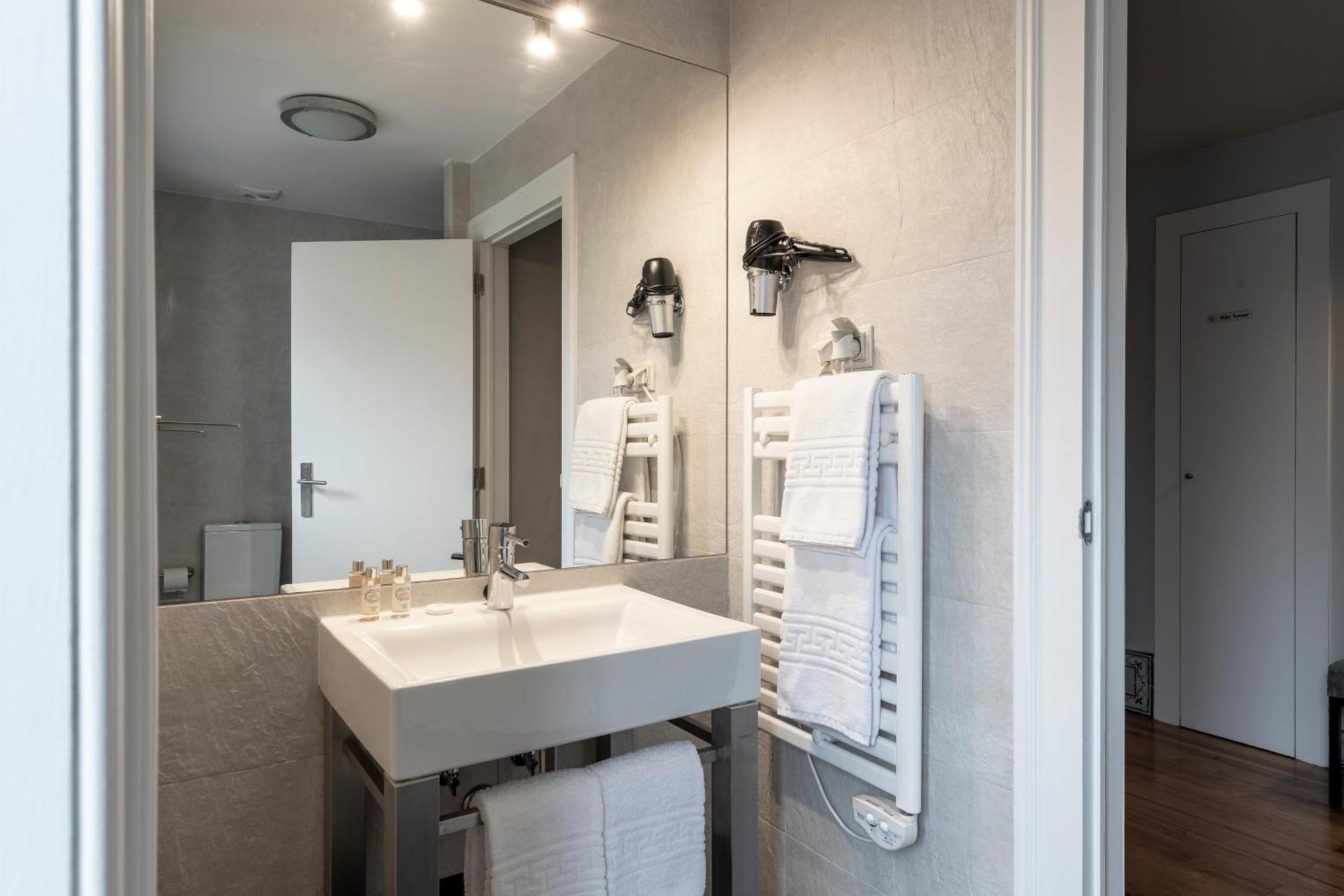 Living Lisboa Baixa Apartments Ngoại thất bức ảnh