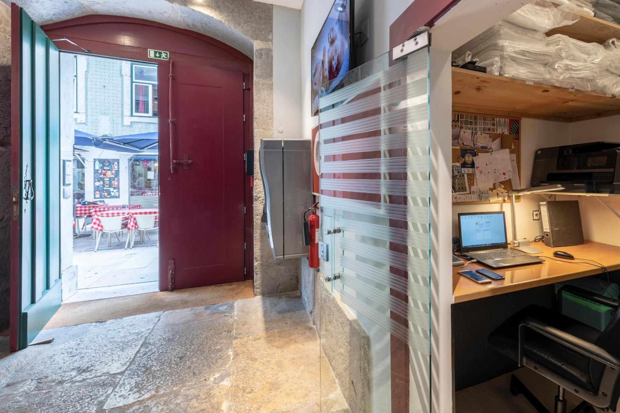 Living Lisboa Baixa Apartments Ngoại thất bức ảnh